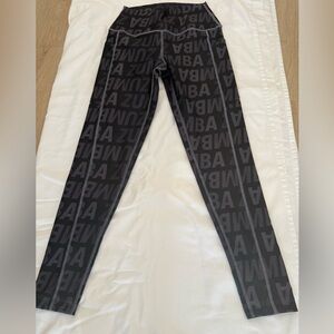Zumba Fitness Size Small Black Leggings